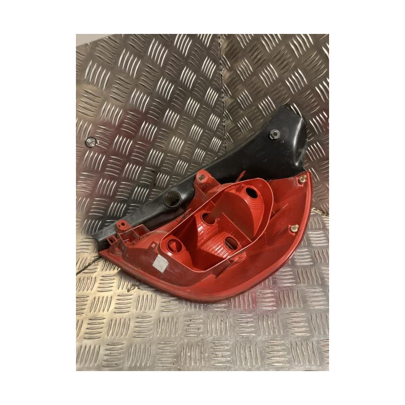 Feu arriere principal gauche (feux) RENAULT CLIO 3 PHASE 1 d’occasion