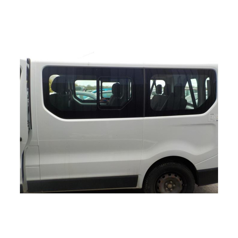 Feu arriere principal droit (feux) RENAULT TRAFIC 3 LONG PHASE 1 d’occasion