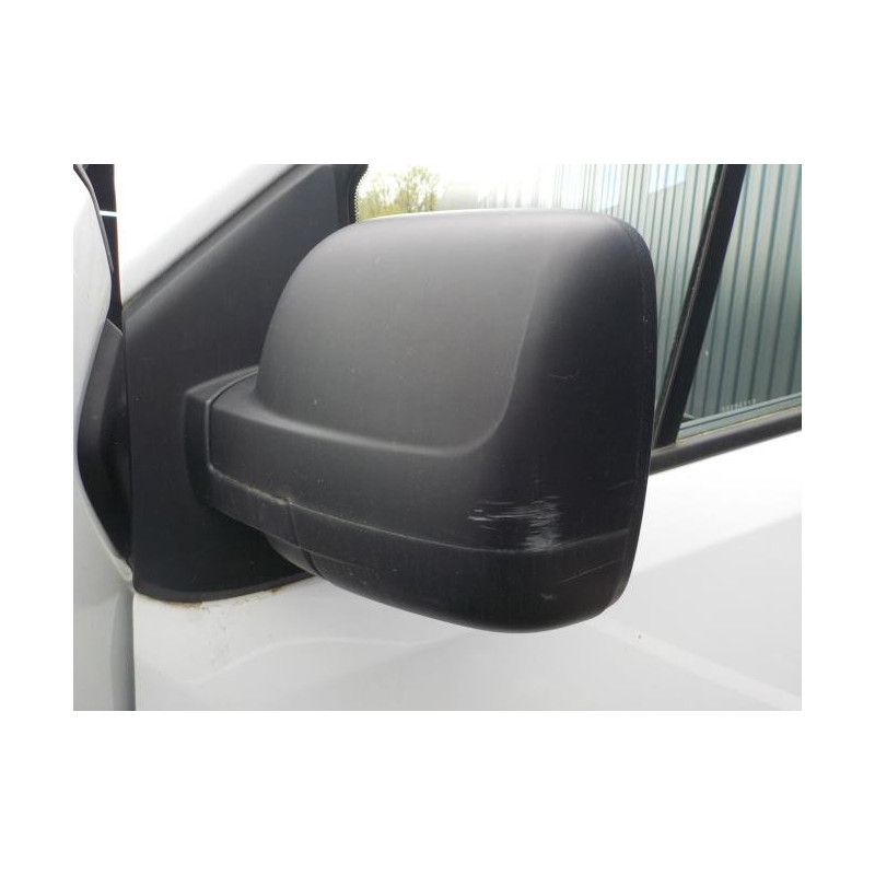 Feu arriere principal droit (feux) RENAULT TRAFIC 3 LONG PHASE 1 d’occasion