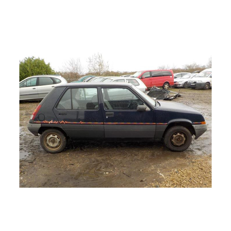 Capot RENAULT SUPER 5 d’occasion