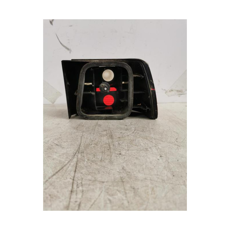 Feu arriere secondaire gauche (feux) CITROEN XANTIA PHASE 2 BREAK d’occasion
