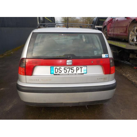 Feu arriere principal droit (feux) SEAT CORDOBA 1 VARIO PHASE 2 BREAK d’occasion