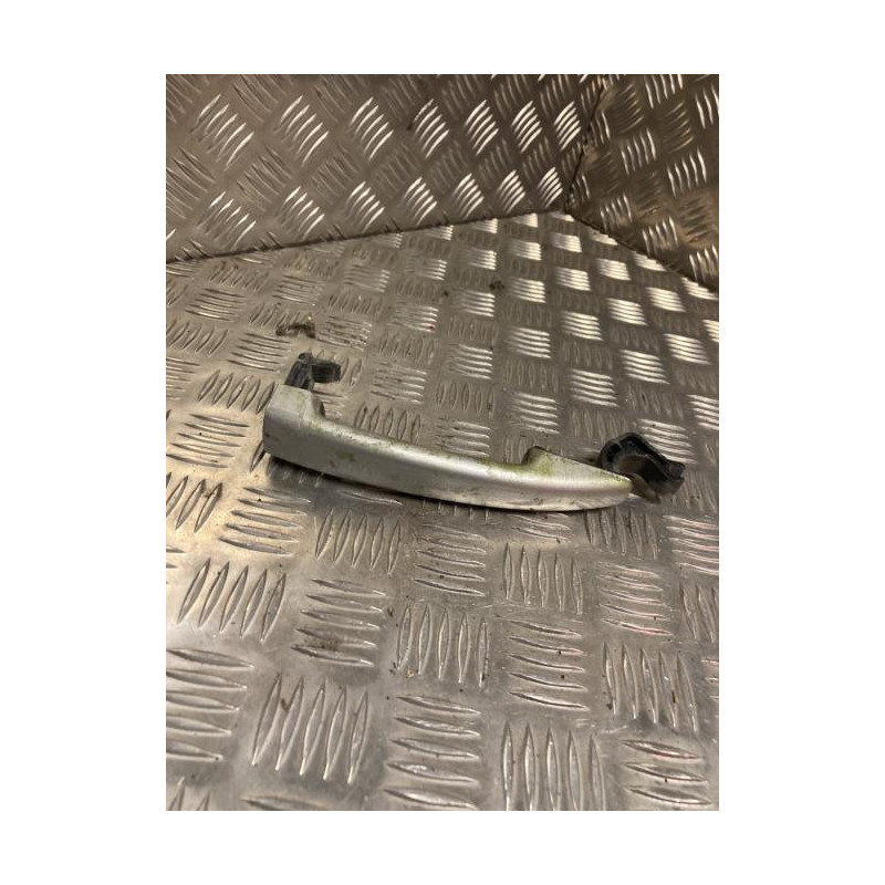 Poignee porte avant gauche PEUGEOT 207 PHASE 1 d’occasion