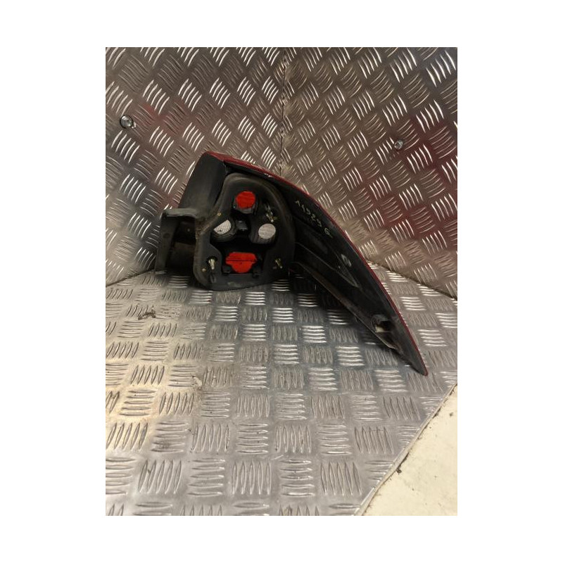 Feu arriere principal gauche (feux) RENAULT MEGANE 2 PHASE 1 d’occasion