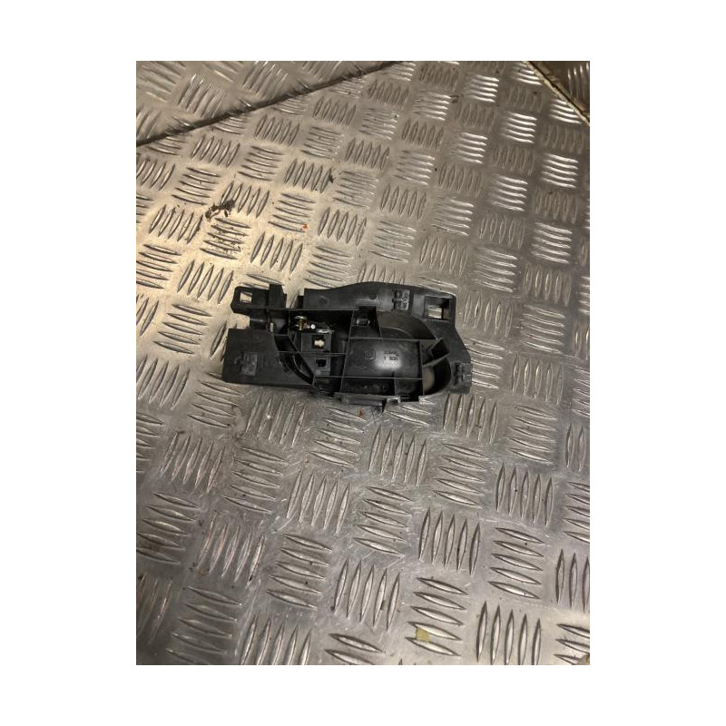 Poignee interieur avant gauche PEUGEOT 207 PHASE 1 d’occasion