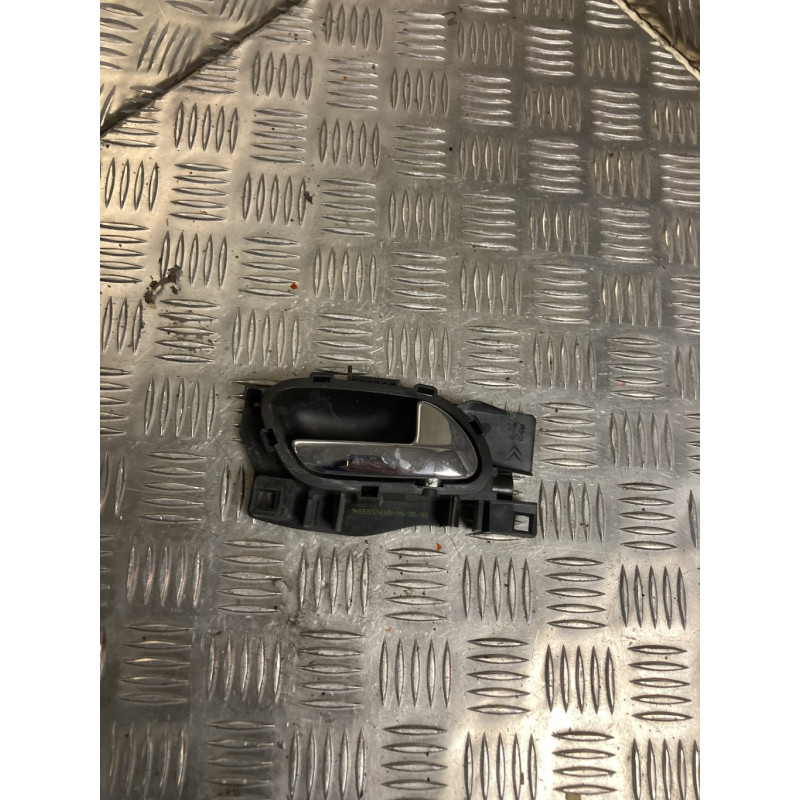 Poignee interieur avant droit PEUGEOT 207 PHASE 1 d’occasion