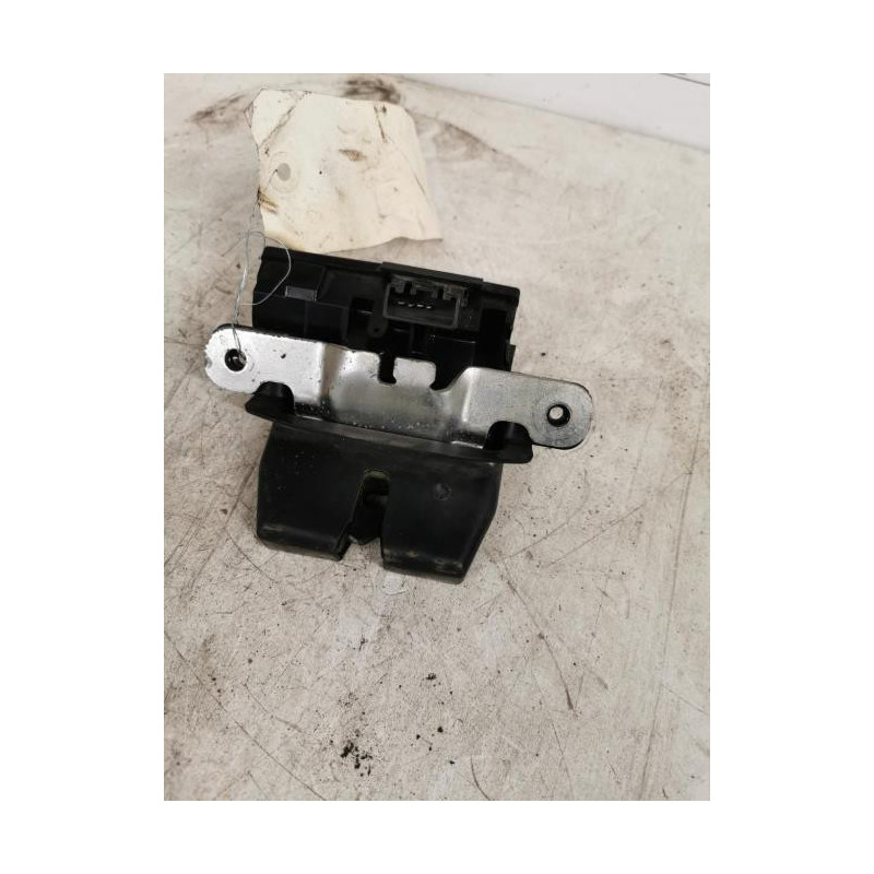 Serrure de coffre FORD FIESTA 6 PHASE 2 d’occasion