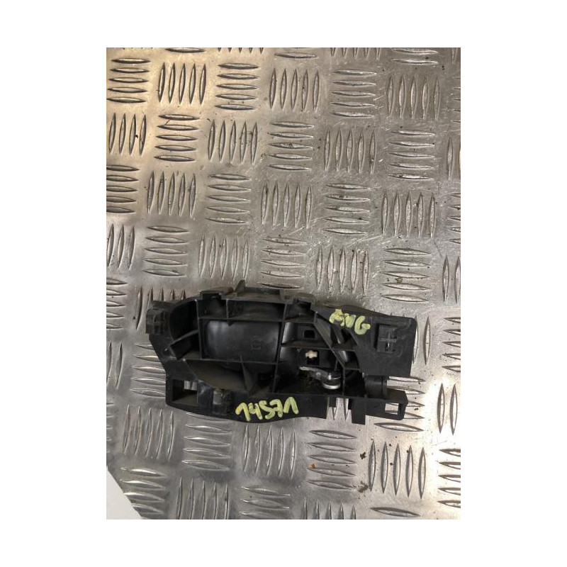 Poignee interieur avant gauche PEUGEOT 207 PHASE 1 d’occasion