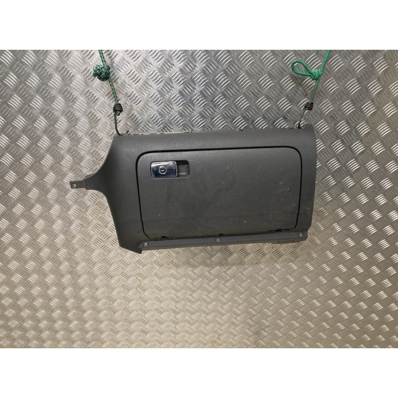 Boite a gants VOLKSWAGEN GOLF 5 d’occasion
