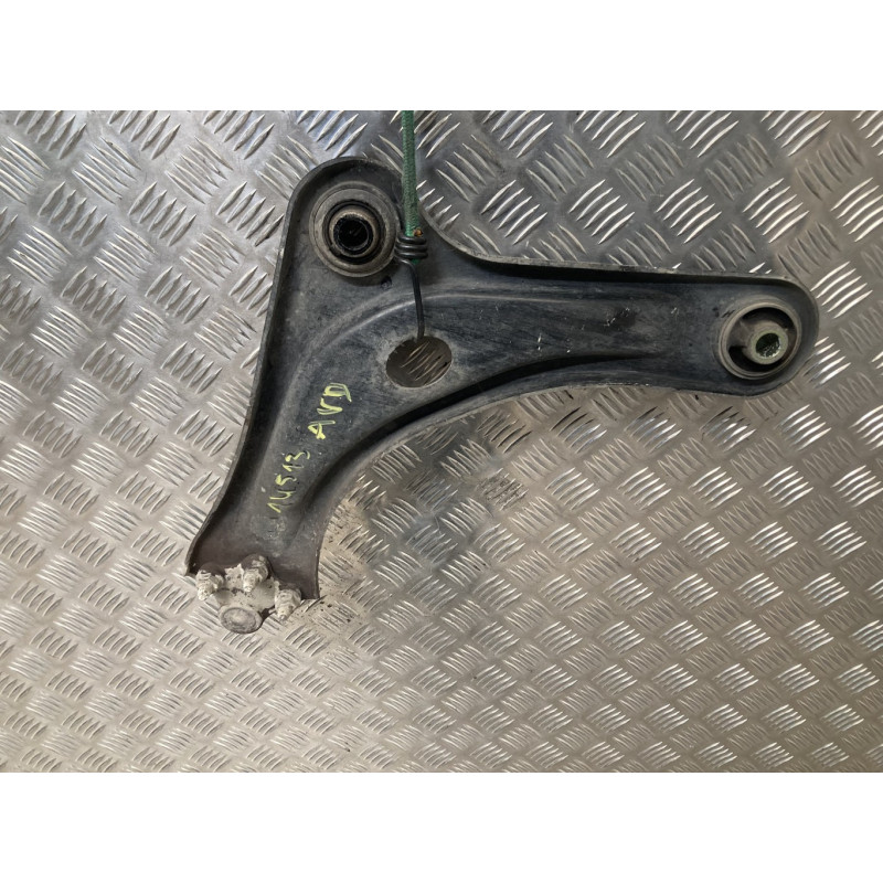 Triangle avant droit CITROEN C3 2 PHASE 1 d’occasion