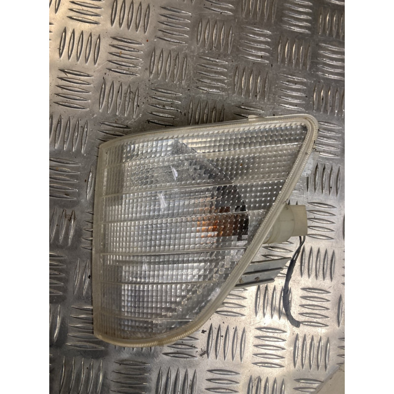 Optique avant secondaire gauche (feux)(clignotant) MERCEDES SPRINTER 1 PHASE 1 d’occasion
