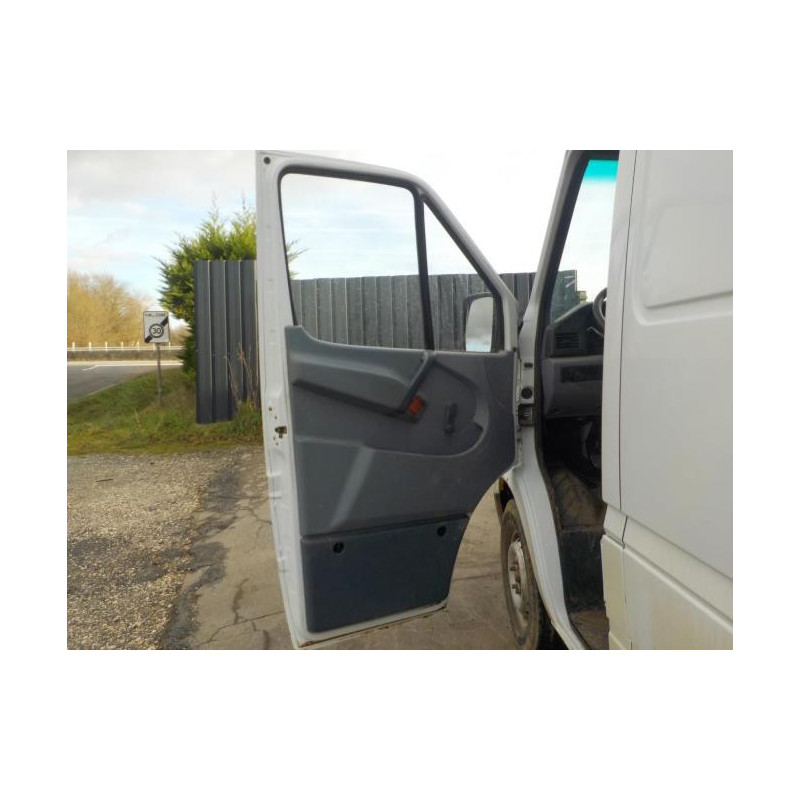 Optique avant secondaire gauche (feux)(clignotant) MERCEDES SPRINTER 1 PHASE 1 d’occasion