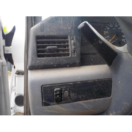 Optique avant secondaire gauche (feux)(clignotant) MERCEDES SPRINTER 1 PHASE 1 d’occasion