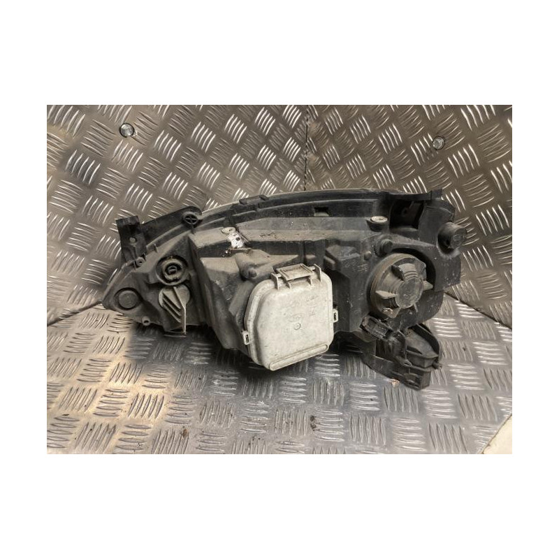 Optique avant principal droit (feux)(phare) OPEL CORSA C PHASE 2 d’occasion