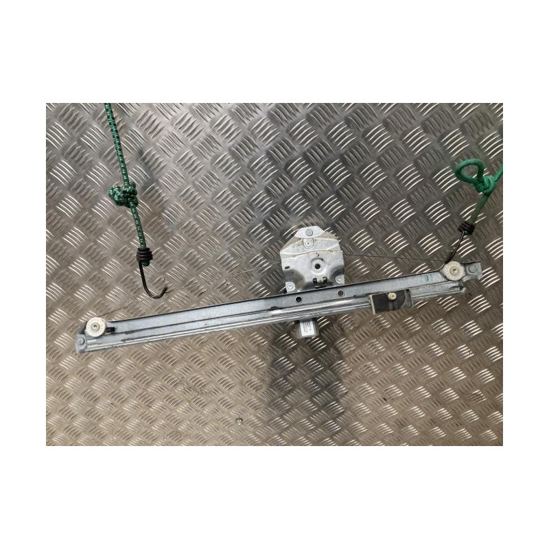 Leve vitre electrique avant droit RENAULT TRAFIC 3 LONG PHASE 1 d’occasion