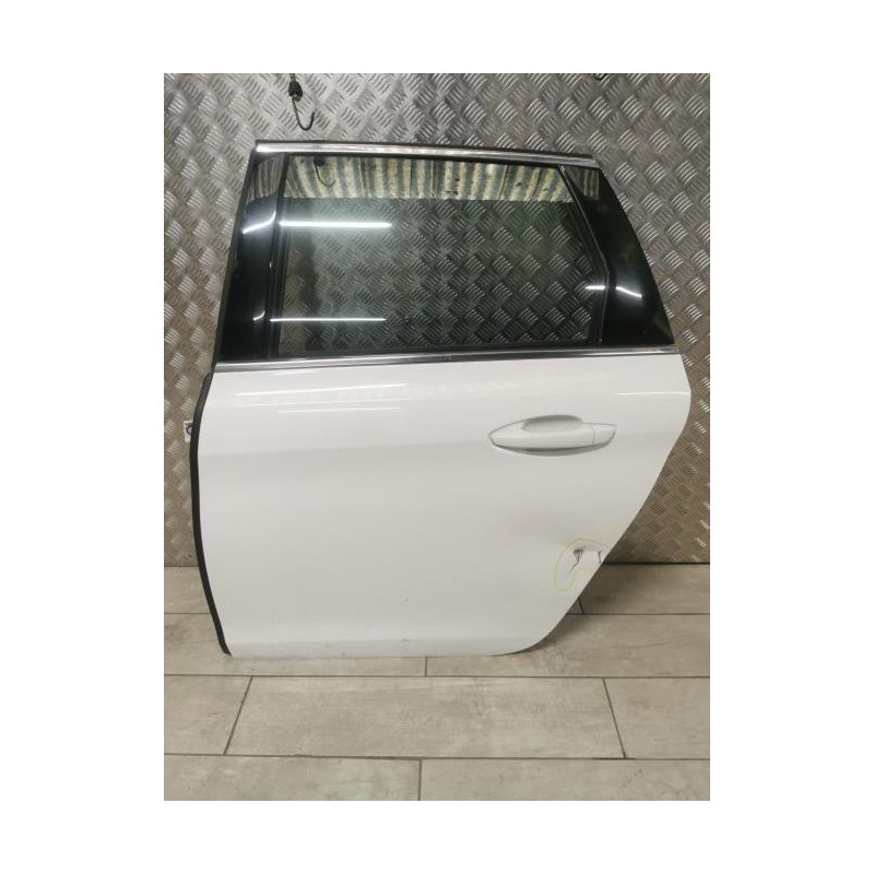 Porte arriere gauche PEUGEOT 308 2 SW PHASE 1 BREAK d’occasion