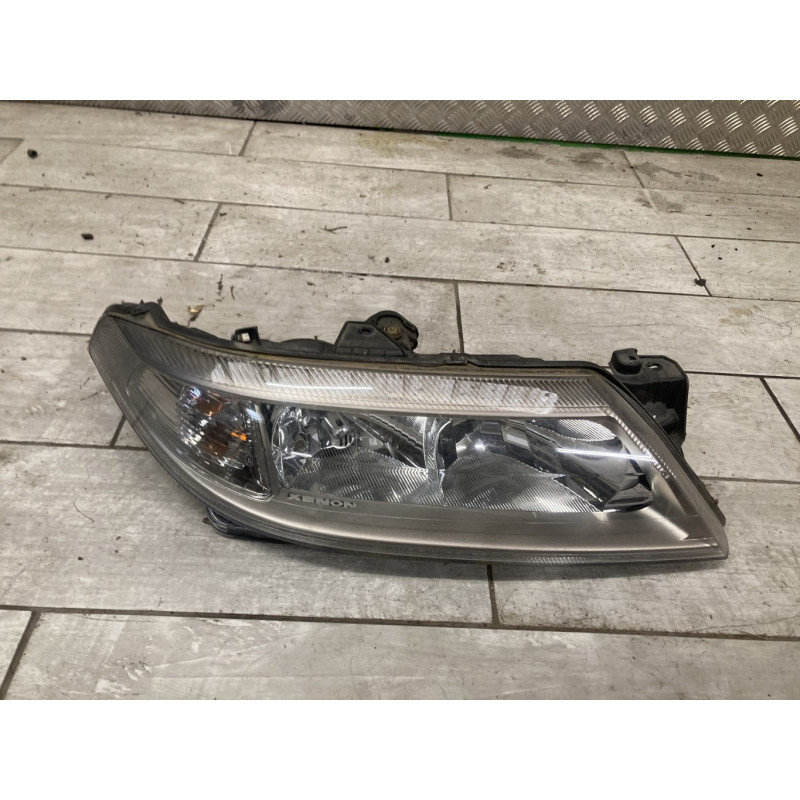 Optique avant principal droit (feux)(phare) RENAULT LAGUNA 2 PHASE 1 BREAK d’occasion