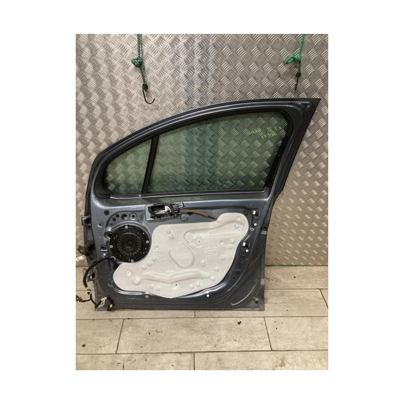 Porte avant droit CITROEN C3 2 PHASE 1 d’occasion