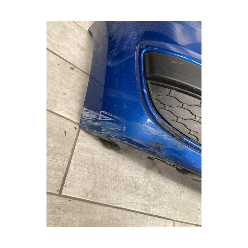 Pare choc avant RENAULT TWINGO 2 PHASE 1 d’occasion