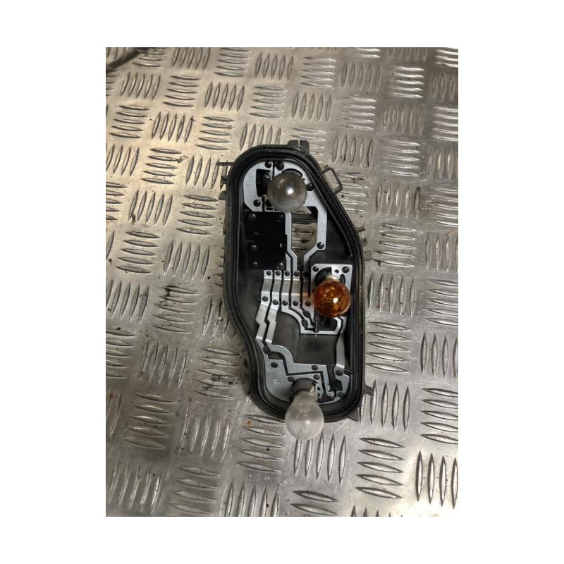 Platine feu arriere droit RENAULT TWINGO 3 PHASE 1 d’occasion