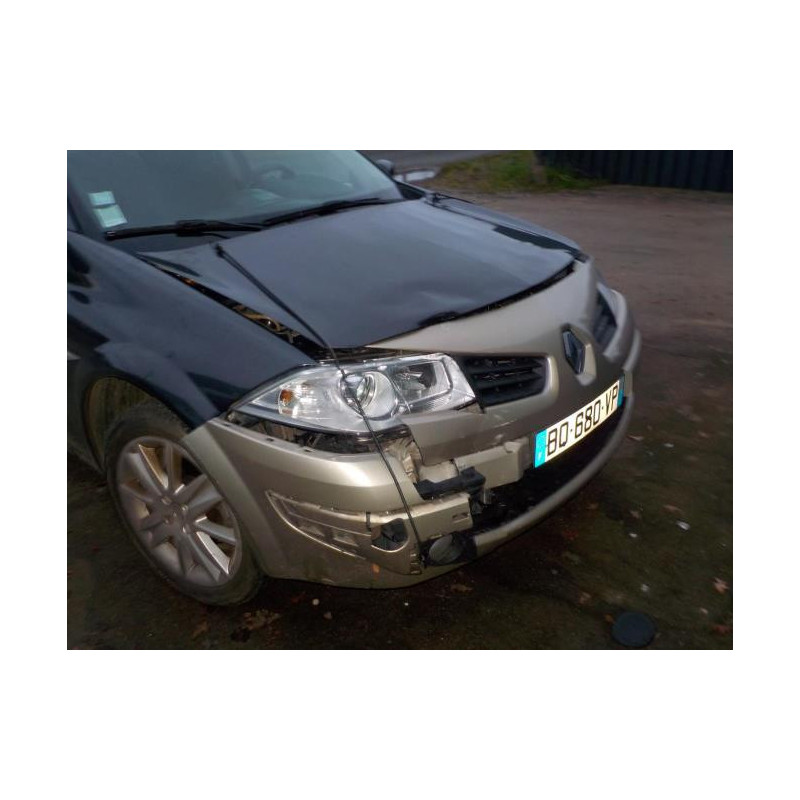 Feu arriere principal gauche (feux) RENAULT MEGANE 2 PHASE 2 d’occasion