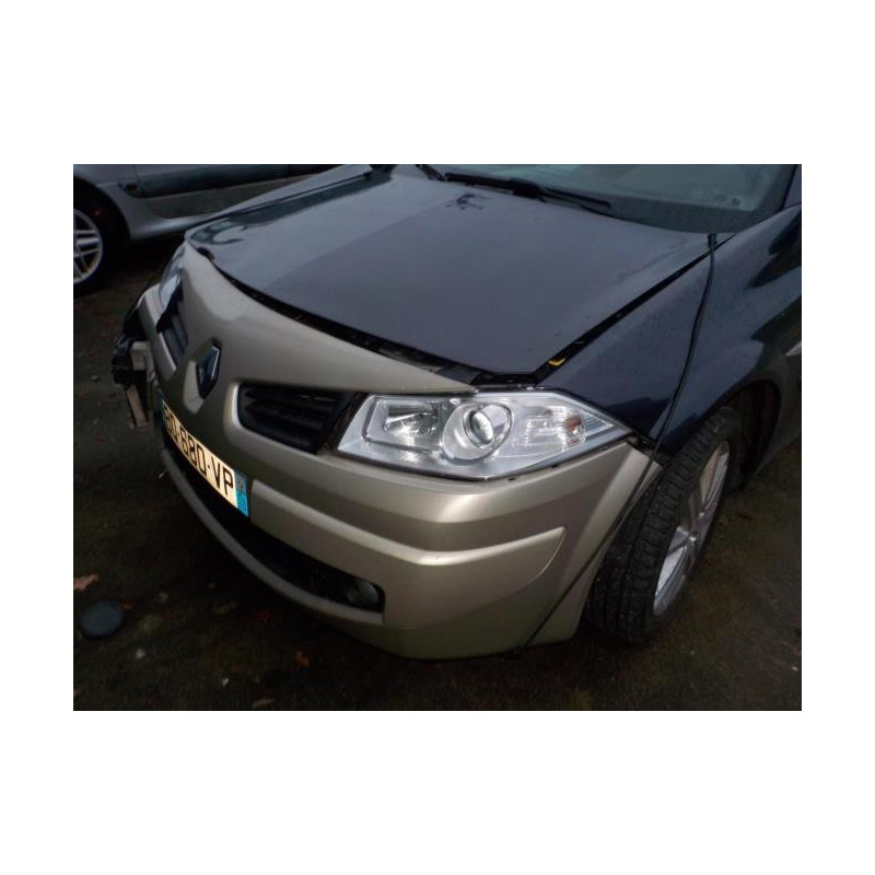 Feu arriere principal gauche (feux) RENAULT MEGANE 2 PHASE 2 d’occasion