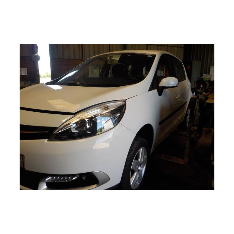 Renfort pare choc avant (traverse) RENAULT SCENIC 3 PHASE 3 d’occasion