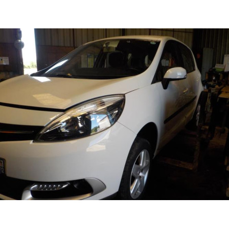 Renfort pare choc avant (traverse) RENAULT SCENIC 3 PHASE 3 d’occasion