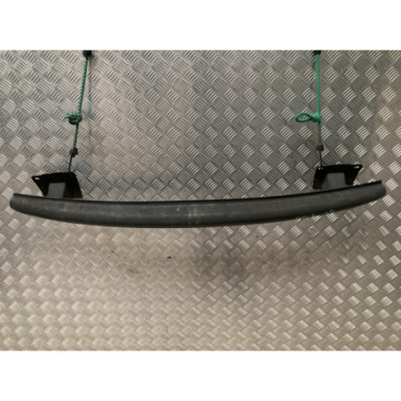 Renfort pare choc arriere (traverse) VOLKSWAGEN POLO 4 PHASE 1 d’occasion
