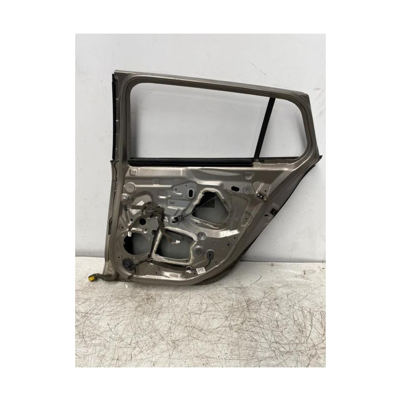 Porte arriere droit RENAULT MEGANE 3 PHASE 1 BREAK d’occasion