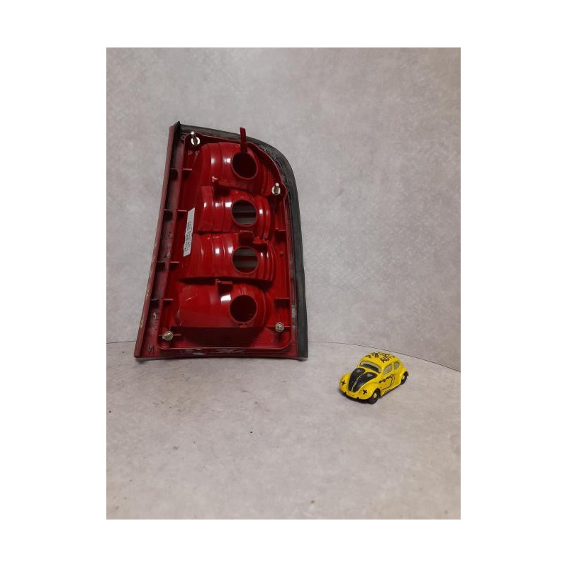 Feu arriere principal gauche (feux) SKODA OCTAVIA 1 PHASE 1 BREAK d’occasion