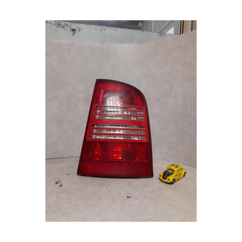 Feu arriere principal droit (feux) SKODA OCTAVIA 1 PHASE 1 BREAK d’occasion