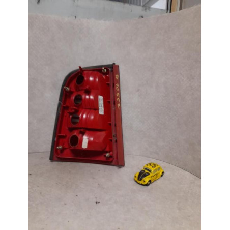 Feu arriere principal droit (feux) SKODA OCTAVIA 1 PHASE 1 BREAK d’occasion
