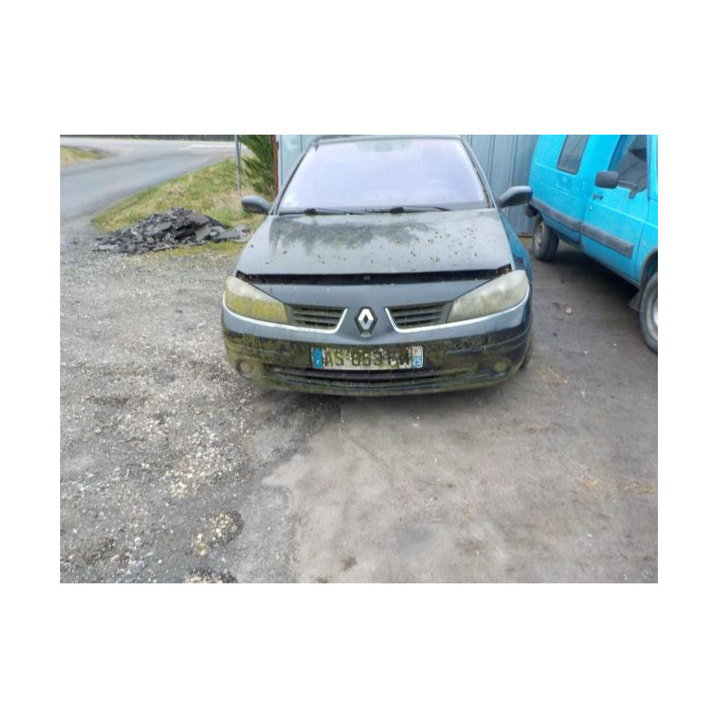 Feu arriere principal gauche (feux) RENAULT LAGUNA 2 PHASE 2 d’occasion