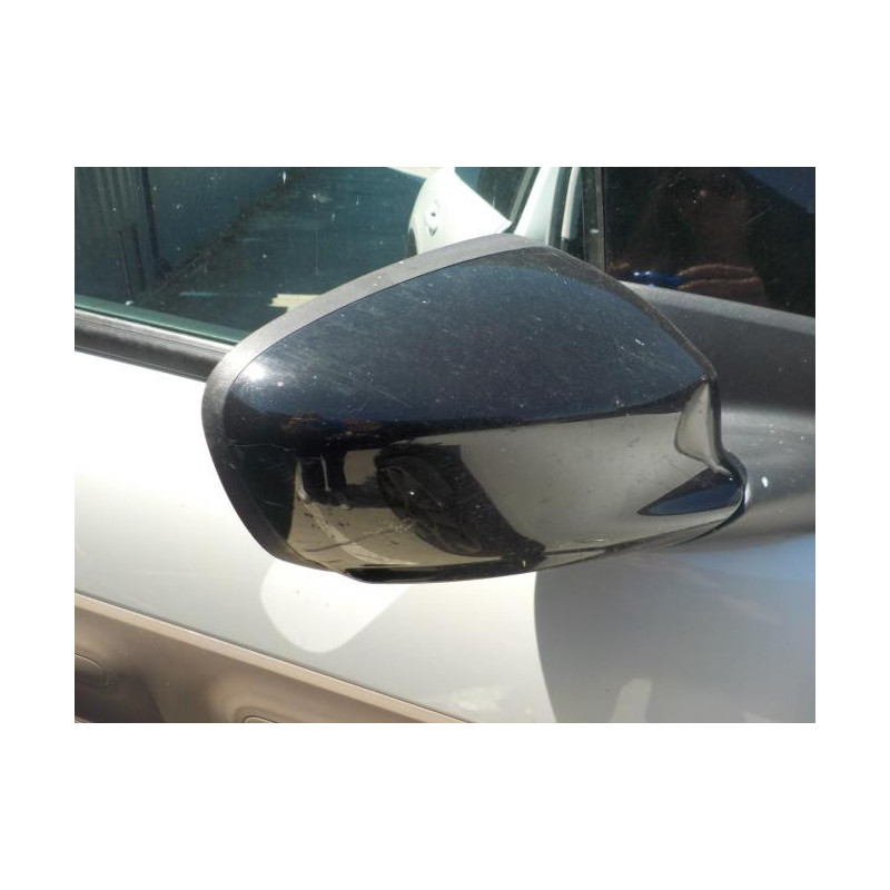 Platine feu arriere gauche CITROEN C4 CACTUS d’occasion