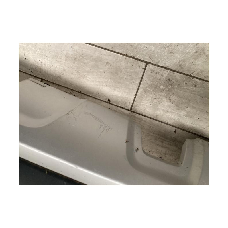 Pare choc arriere DACIA DUSTER 1 PHASE 1 d’occasion