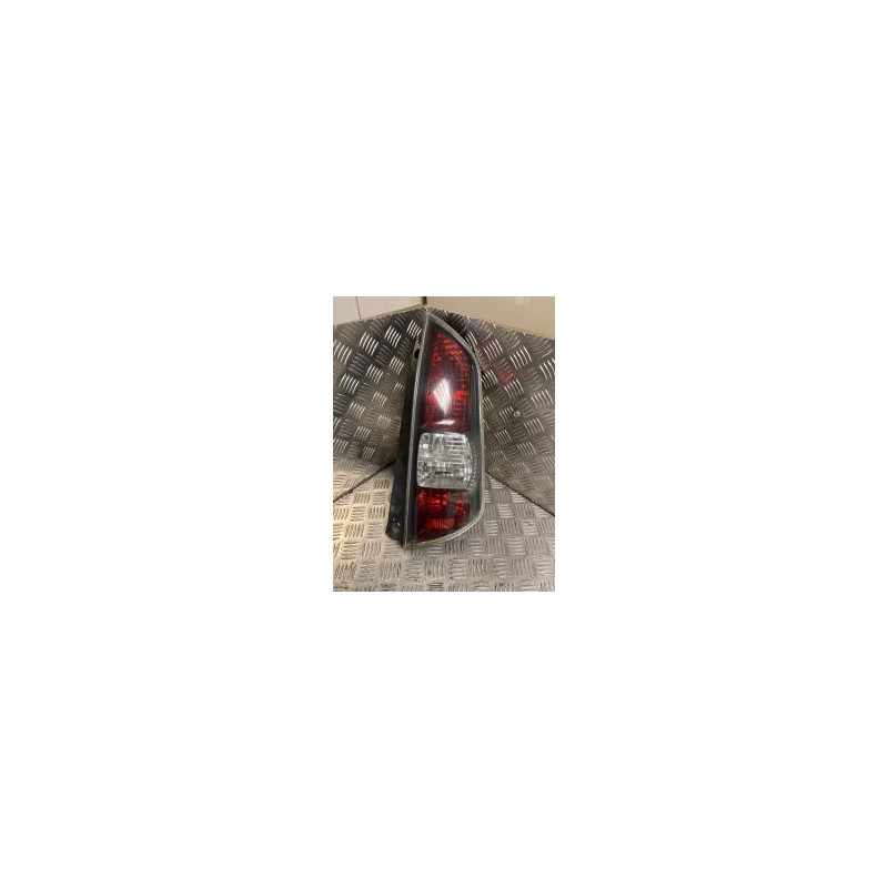 Feu arriere principal droit (feux) DAIHATSU SIRION 2 d’occasion