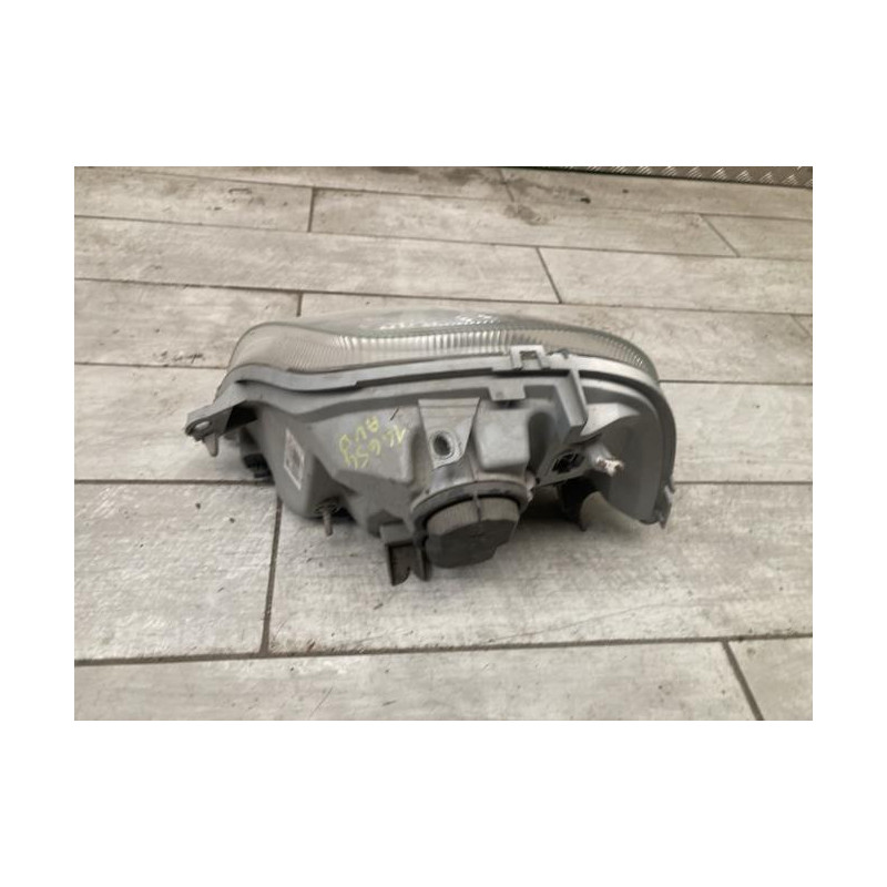 Optique avant principal droit (feux)(phare) RENAULT MASTER 2 PHASE 3 d’occasion
