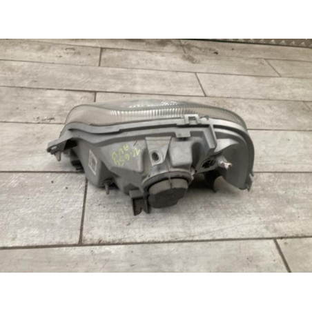 Optique avant principal droit (feux)(phare) RENAULT MASTER 2 PHASE 3 d’occasion