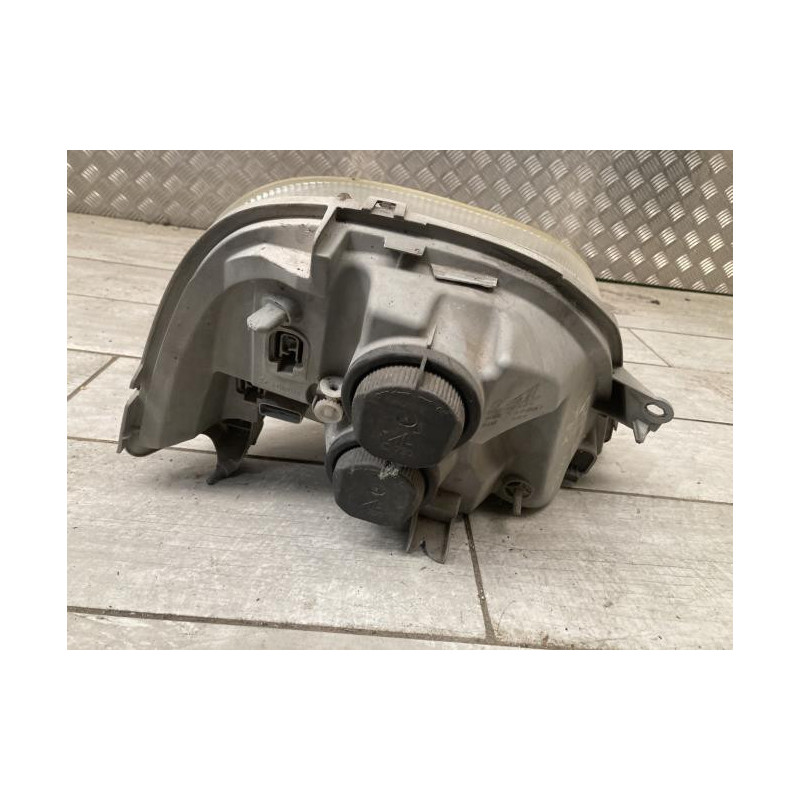 Optique avant principal gauche (feux)(phare) RENAULT MASTER 2 PHASE 3 d’occasion