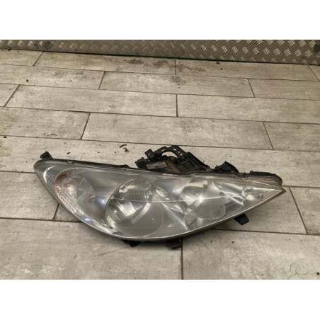 Optique avant principal droit (feux)(phare) PEUGEOT 207 PHASE 2 BREAK d’occasion