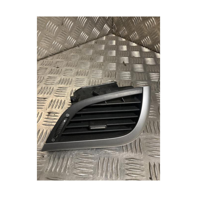 Aerateur tableau de bord avant droit PEUGEOT 207 PHASE 2 BREAK d’occasion
