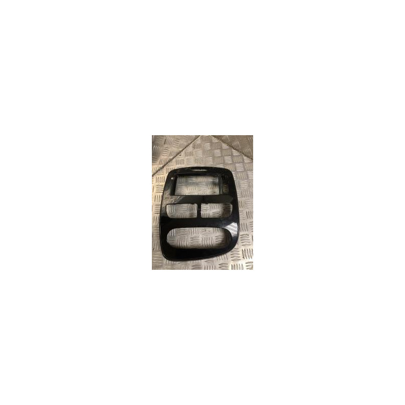 Facade autoradio RENAULT CLIO 4 PHASE 2 d’occasion