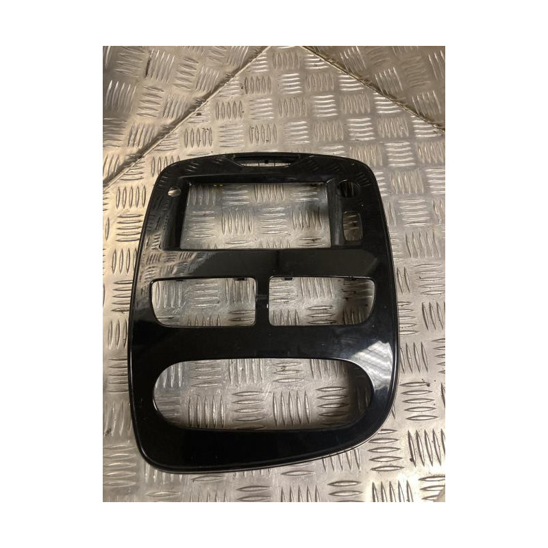 Facade autoradio RENAULT CLIO 4 PHASE 2 d’occasion