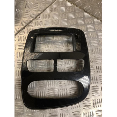 Facade autoradio RENAULT CLIO 4 PHASE 2 d’occasion