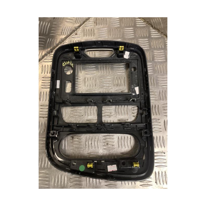 Facade autoradio RENAULT CLIO 4 PHASE 2 d’occasion