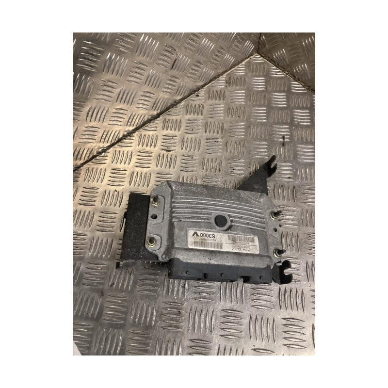 Calculateur moteur RENAULT MEGANE 2 PHASE 1 d’occasion