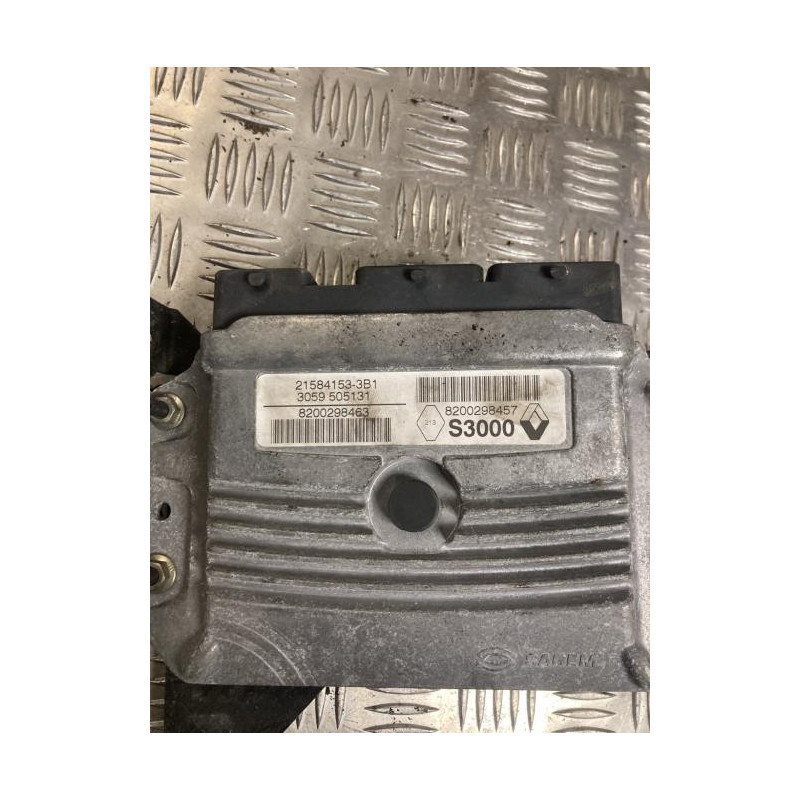 Calculateur moteur RENAULT MEGANE 2 PHASE 1 d’occasion