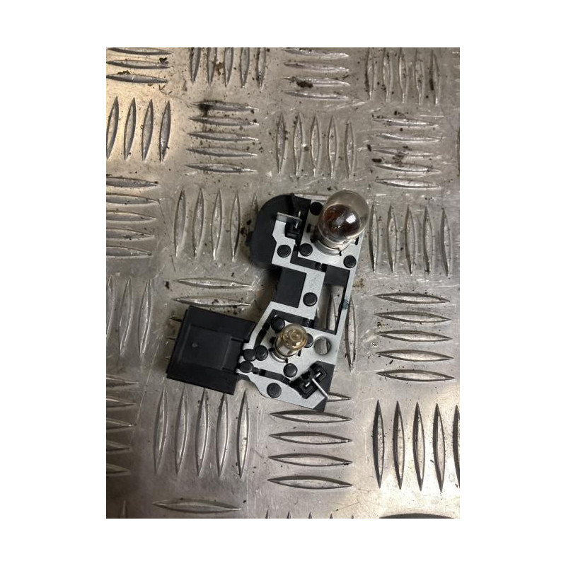 Platine feu arriere droit CITROEN C5 2 d’occasion
