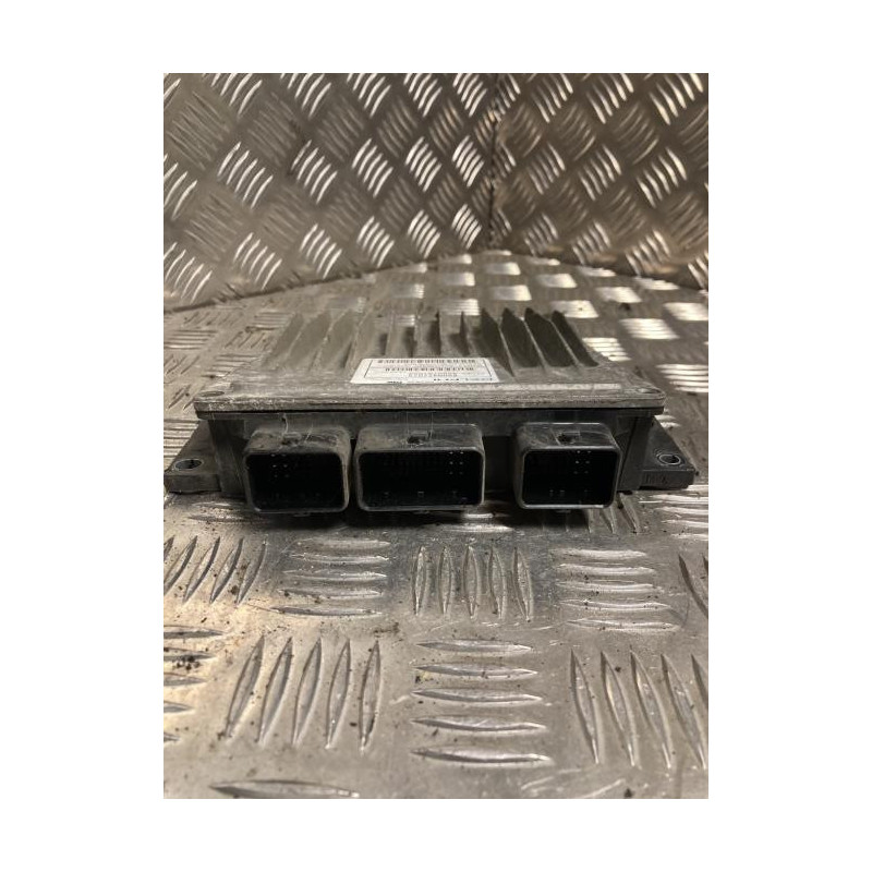 Calculateur moteur RENAULT TWINGO 2 PHASE 1 d’occasion